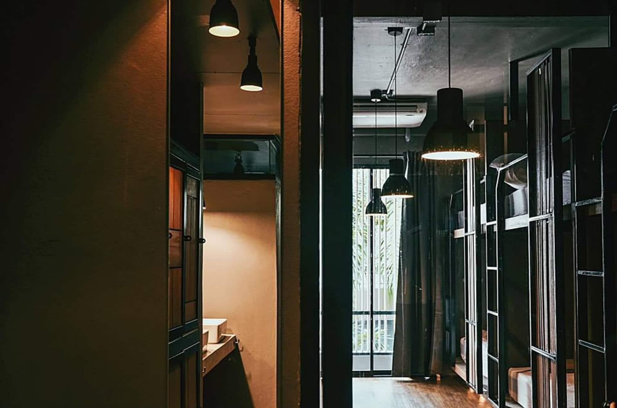 Cloudy Hostel Банкок Екстериор снимка