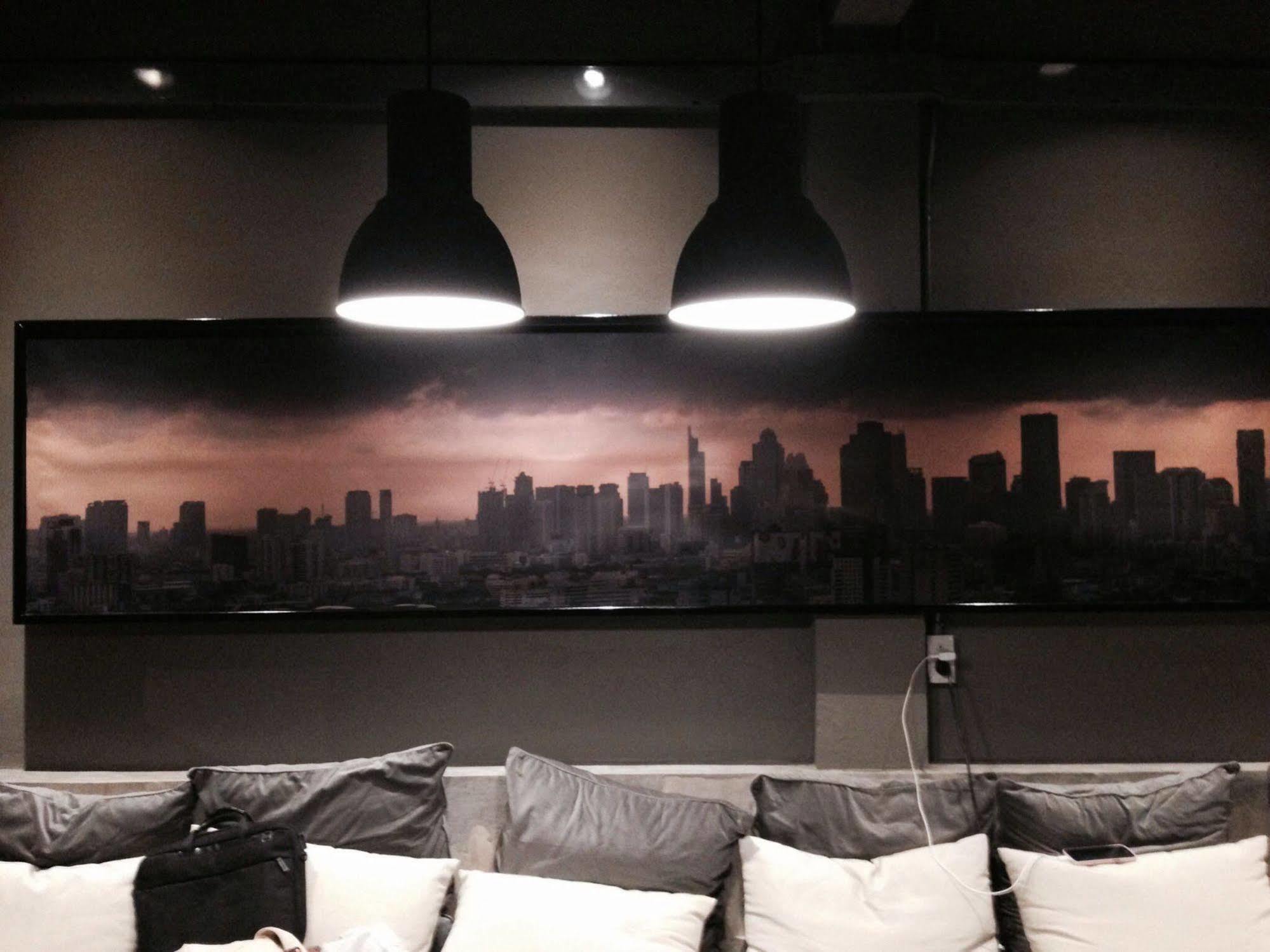 Cloudy Hostel Банкок Екстериор снимка